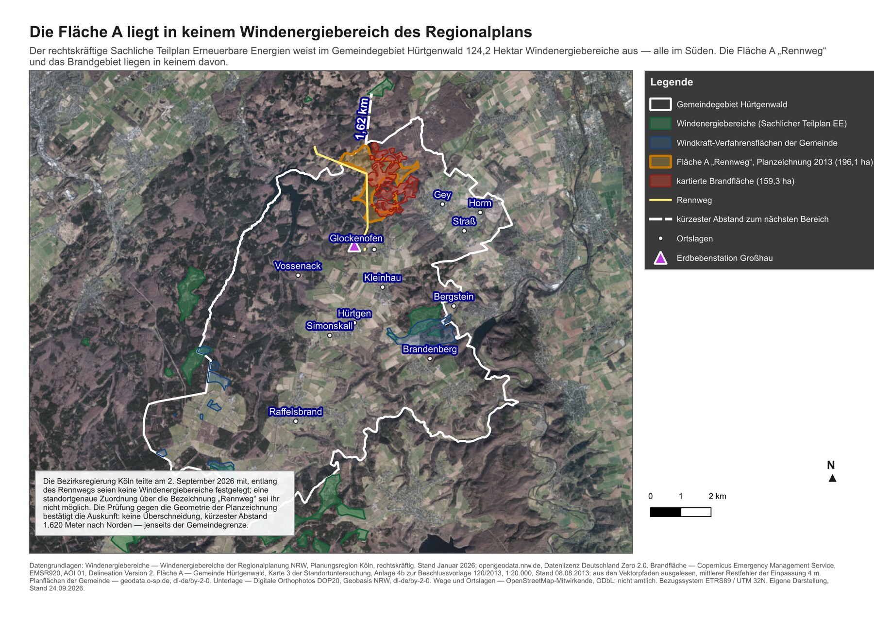 Luftbildkarte des Gemeindegebiets Hürtgenwald. Grün markiert sind die Windenergiebereiche des Sachlichen Teilplans Erneuerbare Energien, die alle im Süden liegen. Im Norden die orange umrandete Fläche A mit der roten Brandfläche, dazwischen eine gestrichelte Linie mit der Beschriftung 1,62 Kilometer.